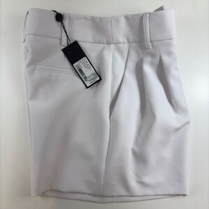 NWT Gianni Bini shorts sz4